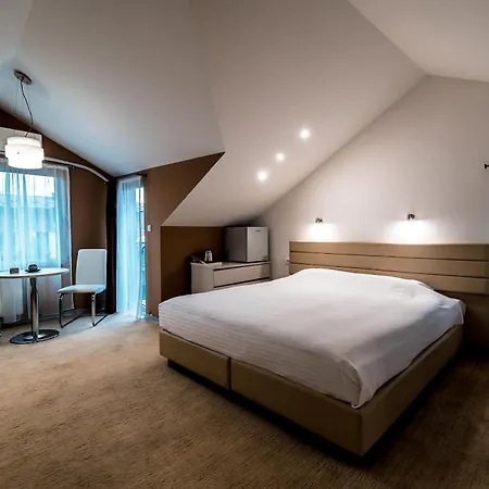 Sienna Aparthotel