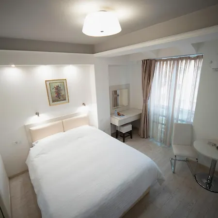 Aparthotel Sienna 4*