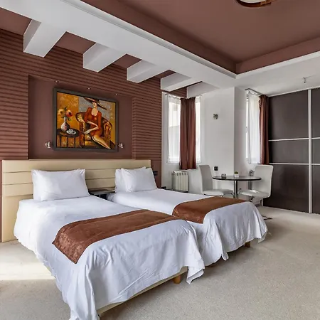 Sienna Aparthotel