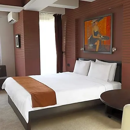 Aparthotel Sienna 4*